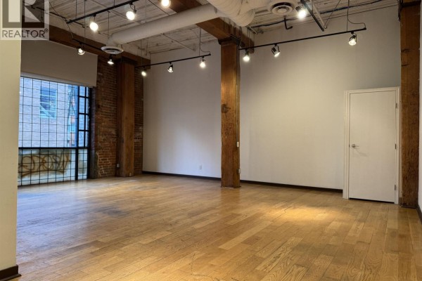 26 1020 Mainland Street, Vancouver, BC, photo 2