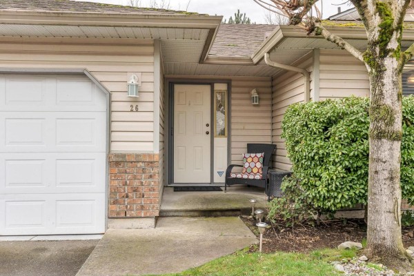 26 2023 Winfield Drive, Abbotsford, BC V3G1K5 Photo 2
