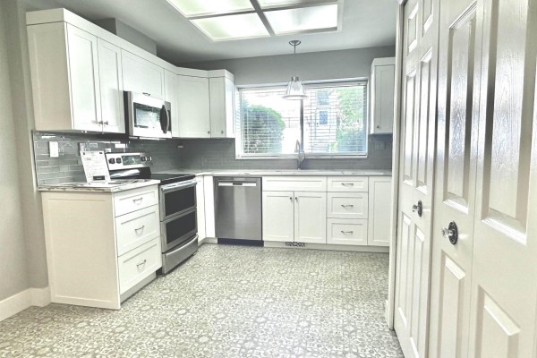 26 2023 Winfield Drive, Abbotsford, BC V3G1K5 Photo 4