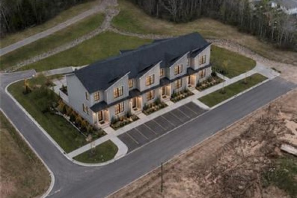 26-32 Rue Sebastien Street, Dieppe, NB, photo 2