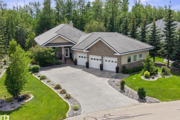 Family room - #26 51025 Rge Road 222, Rural Strathcona County, AB T8C1J5 Photo 4
