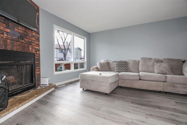 Primary Bedroom - 26 Agincourt Road, Winnipeg, MB R2J3S5 Photo 4