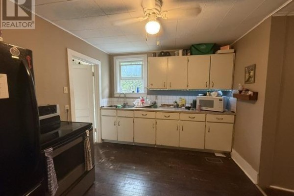 26 Alberta Ave, Sault Ste  Marie, ON P6B2N7 Photo 4