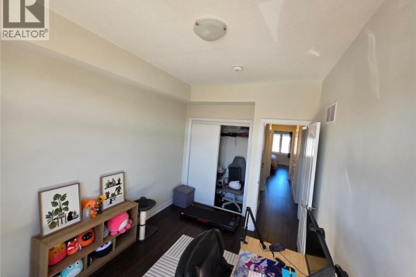 Bedroom 2 - 26 Amos Avenue, Brantford, ON N3T0V4 Photo 5
