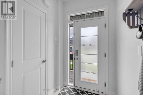 26 Baker Lane, Brant, ON N3L0J7 Photo 4