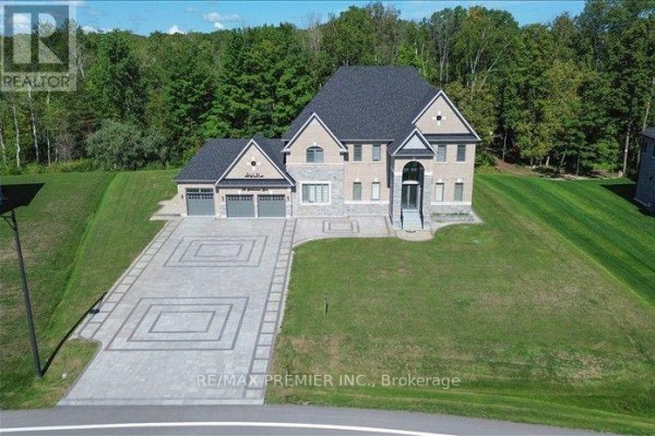 26 Birchwood Lane, Essa, ON, photo 3
