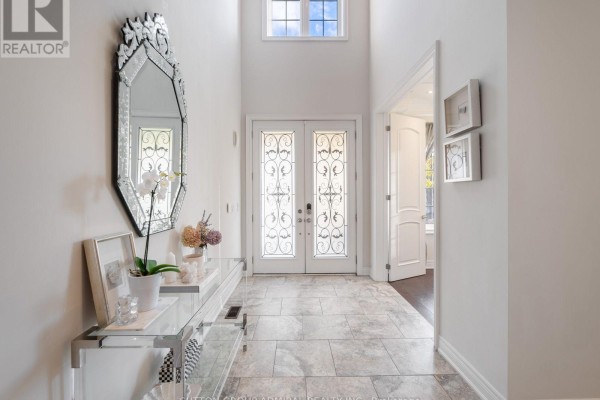 Bedroom 3 - 26 Blazing Star Street, East Gwillimbury, ON L9N0S1 Photo 4