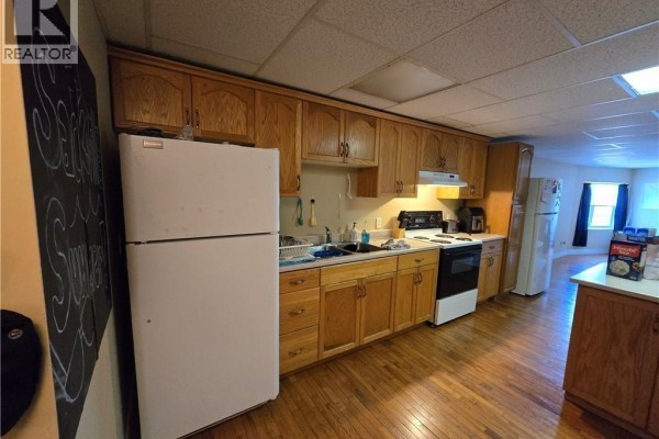 26 Bridge Street, Sackville, NB E4L3N5 Photo 3