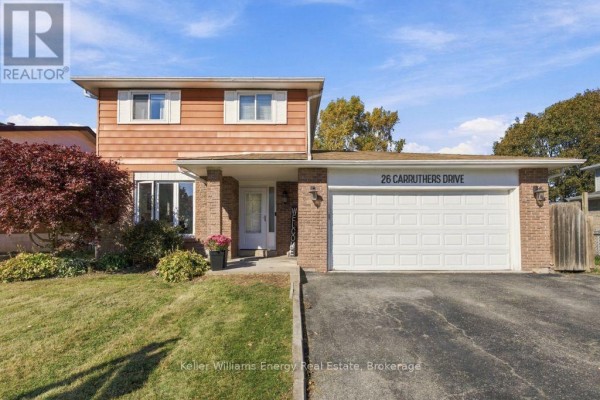 Living room - 26 Carruthers Drive, Clarington, ON L1C3S2 Photo 2