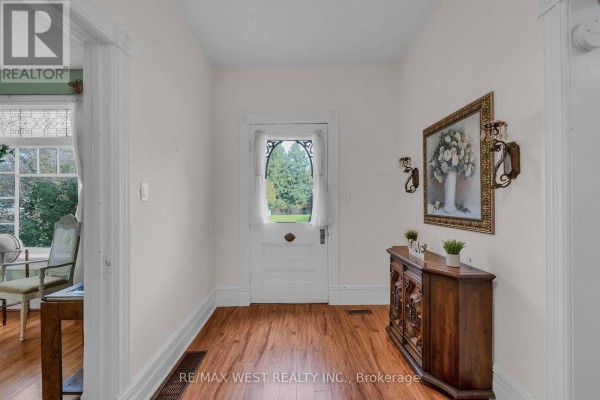 Dining room - 26 Centre Street, Grey Highlands, ON N0C1H0 Photo 2
