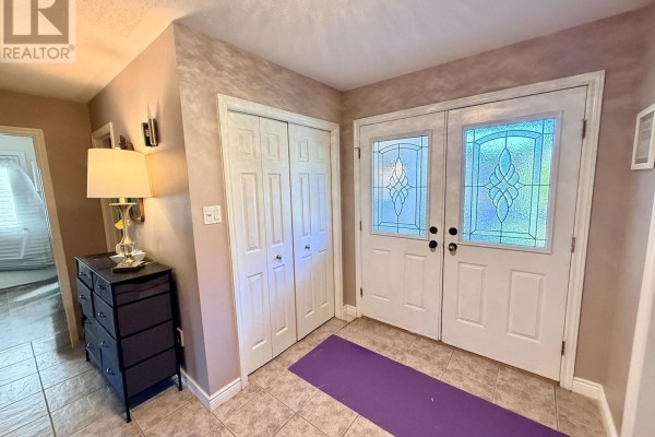 26 Colonial Crescent, London North, ON N6H4X3 Photo 4