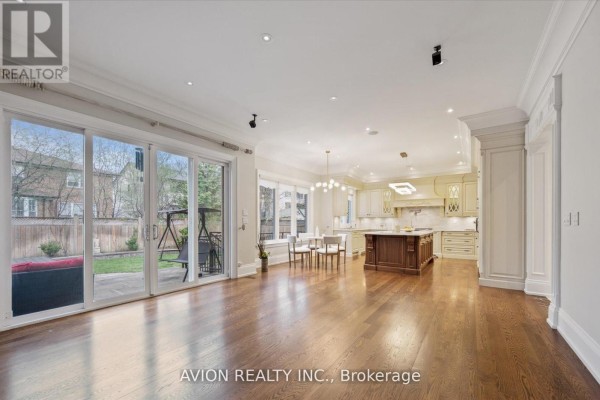 26 Danville Drive, Toronto, ON, photo 2