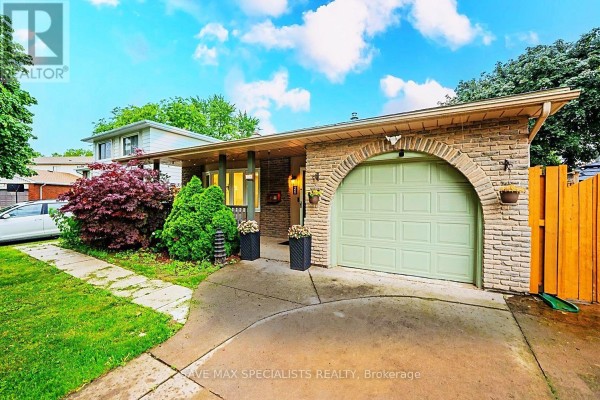 26 Fairington Crescent, St  Catharines, ON, photo 2