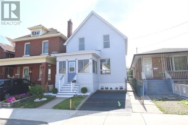 26 Fairview Avenue, Hamilton