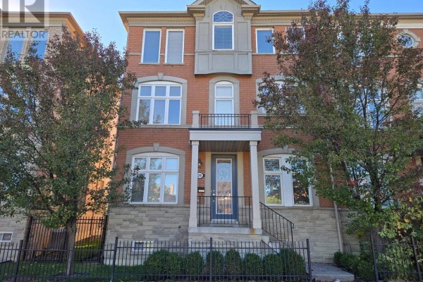 26 Helen Street, Vaughan