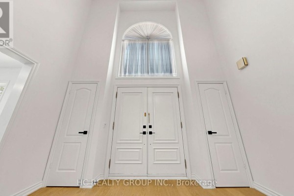 26 Landmark Court, Markham, ON, photo 3