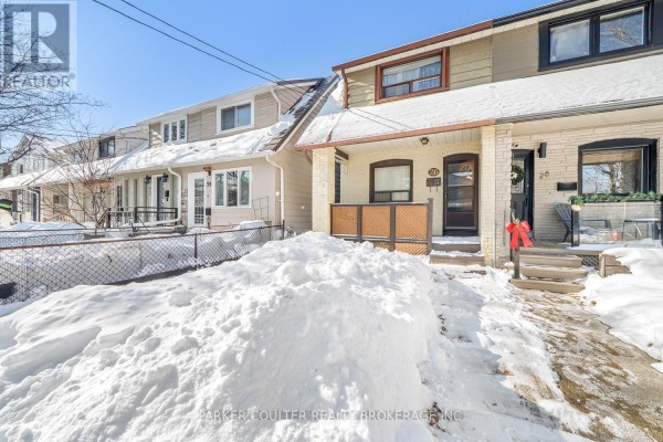Kitchen - 26 Larchmount Avenue, Toronto, ON M4M2Y7 Photo 3