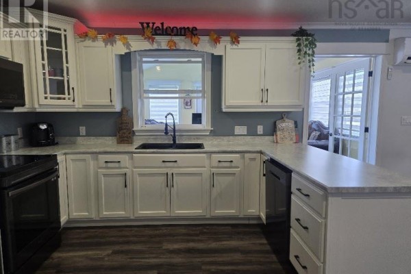 Sunroom - 26 Macmaster Lane, Seafoam, NS B0K1N0 Photo 4