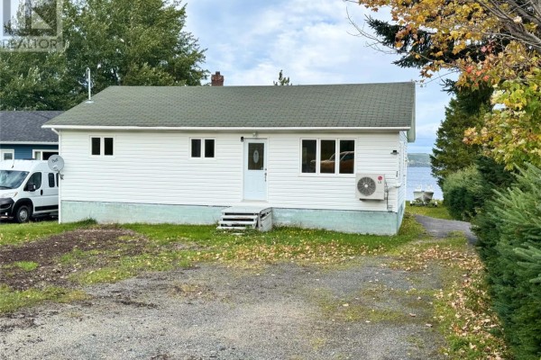 26 Main Street N, Glovertown