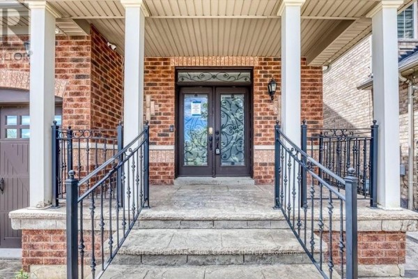 26 Maybeck Drive, Brampton, ON L6X0Z1 Photo 2