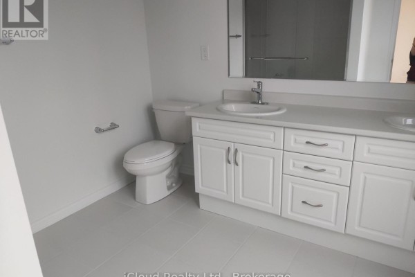 26 Milt Schmidt Street, Kitchener, ON N2R0T2 Photo 3