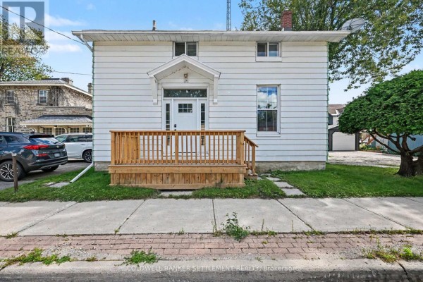 26 North Street, Perth, ON, photo 2