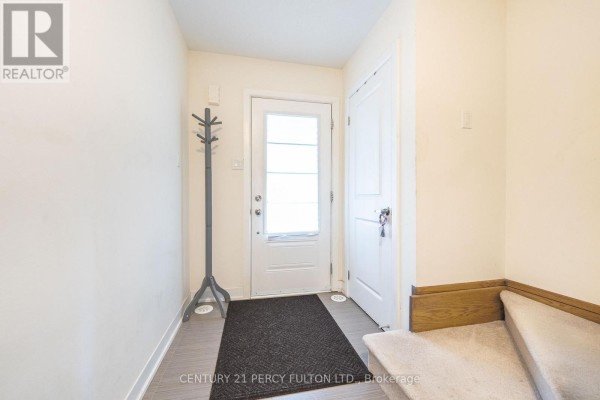 Bedroom 2 - 26 Pallock Hill Way, Whitby, ON L1R0N5 Photo 5