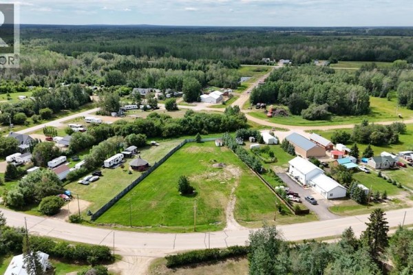26 Peace River Avenue, Joussard, AB T0G1J0 Photo 4