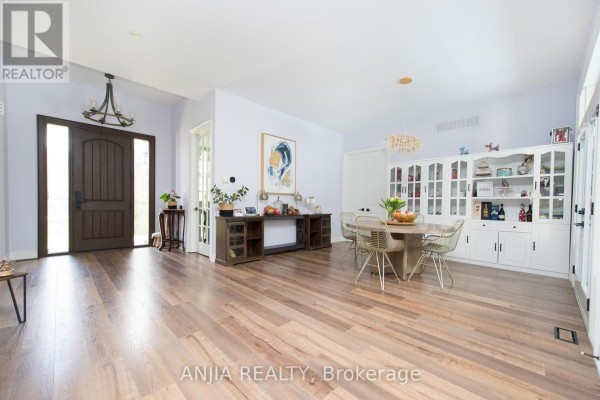 Sitting room - 26 Pelosi Way, East Gwillimbury, ON L0G1M0 Photo 5