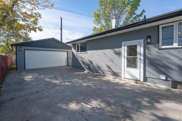 Kitchen - 26 Penfold Crescent, Winnipeg, MB R2J1S4 Photo 2