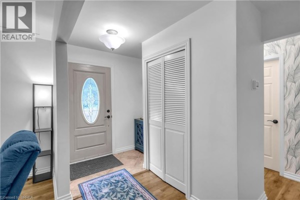 4pc Bathroom - 26 Penny Lane, Brantford, ON N3R5Y4 Photo 5