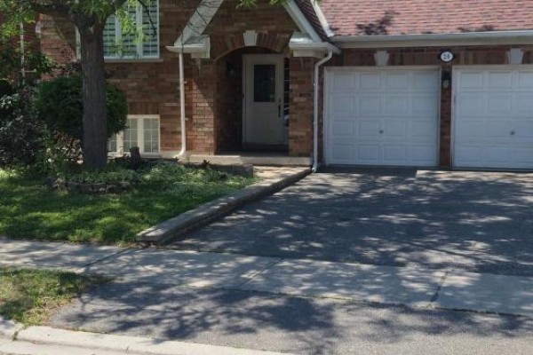26 Rushbrook Drive, Brampton, ON, photo 2