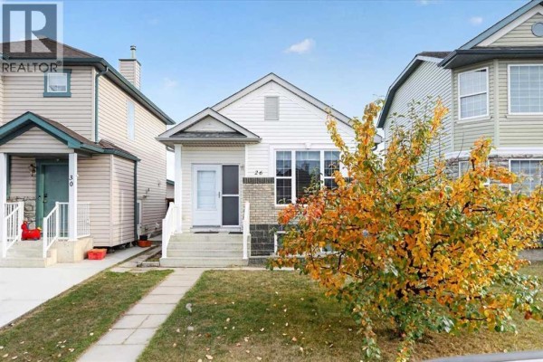 Primary Bedroom - 26 Saddlemead Way Ne, Calgary, AB T3J4J5 Photo 4