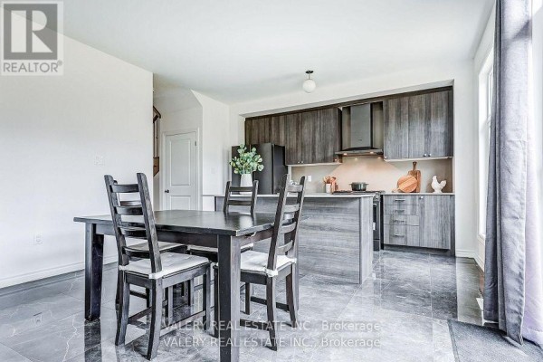 26 Sam Battaglia Crescent, Georgina, ON L0E1R0 Photo 3
