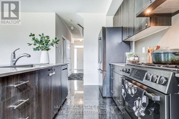 26 Sam Battaglia Crescent, Georgina, ON L0E1R0 Photo 4