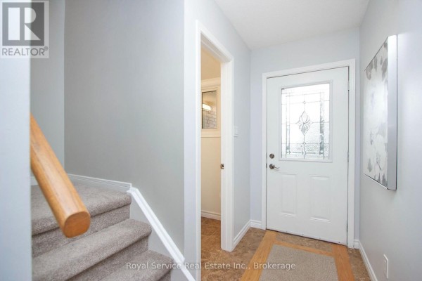 Primary Bedroom - 26 Sanders Drive, Port Hope, ON L1A4E5 Photo 4