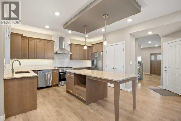 Kitchen - 26 Tagish Avenue, Red Deer, AB T4P0Y6 Photo 4