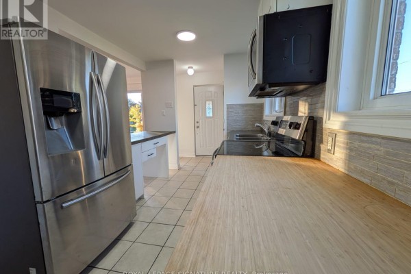 26 Trinnell Boulevard, Toronto, ON M1L1S5 Photo 4