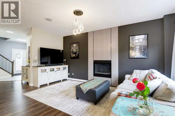 Kitchen - 26 Walden Court Se, Calgary, AB T2X0N8 Photo 4