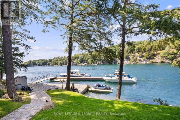 26 Wallace Island, Leeds And The Thousand Islands, ON K0E1L0 Photo 5