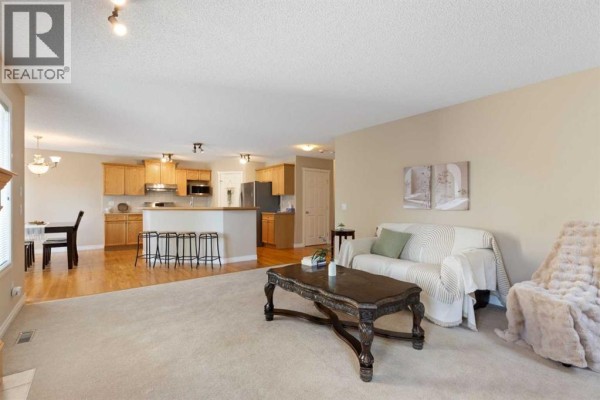 Living room - 26 West Springs Road Sw, Calgary, AB T3H4P4 Photo 5