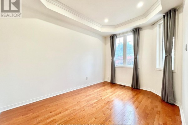 26 Whitford Road, Markham, ON, photo 3