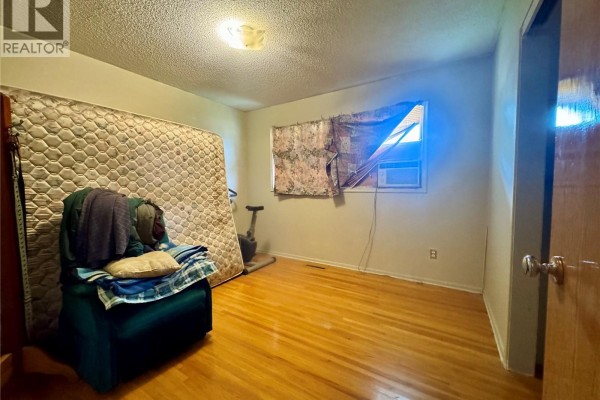 4pc Bathroom - 260 Angus Street, Regina, SK S4R3K4 Photo 5