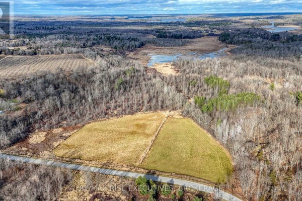260 Briar Hill Road, Leeds And The Thousand Islands, ON K0E1N0 Photo 4