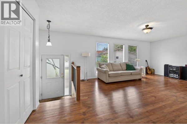 260 Miller Place, Kamloops, BC, photo 3