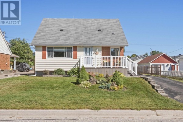 260 Mississagua Ave, Elliot Lake