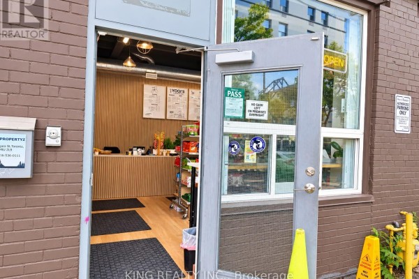 260 Niagara Street, Toronto, ON, photo 3