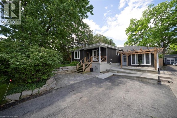 Foyer - 260 Owen Street, Simcoe, ON N3Y2V2 Photo 4