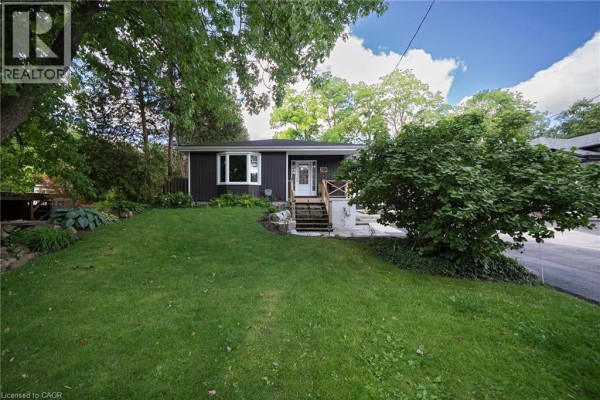 4pc Ensuite bath - 260 Owen Street, Simcoe, ON N3Y2V2 Photo 5