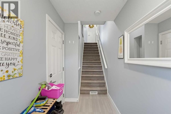 Kitchen - 260 Walden Path Se, Calgary, AB T2X4C4 Photo 4